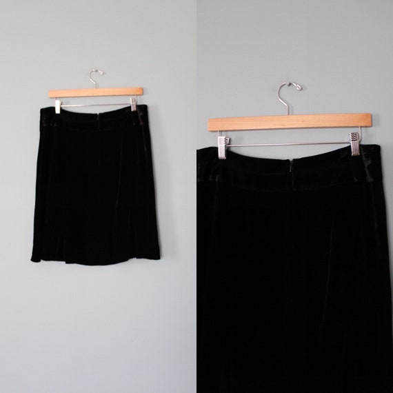 BLACK velvet mini skirt | elegant soft velvet ski… - image 10