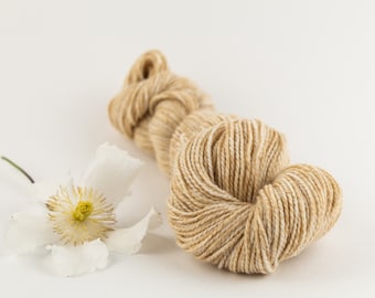 Beige Naturally Dyed Merino Wool, Fingering weight yarn, Neutral Color, 50 gr skein