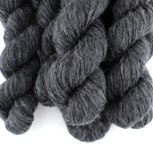 Dark Gray Alpaca Yarn, Chunky Blend Yarn Alapaca and Merino Wool, Super Soft Chunky Alpaca Wool, 50 gr skein