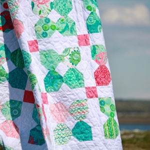 Homemade Quilt ***MERMAID TALES, TWIN Size 72X84 | Nautical Quilt | Mermaid | Coral | Pink | Aqua | Green | Handmade | Heirloom Quilt
