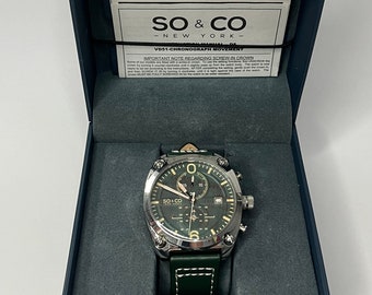 Auténtico reloj para hombre So & Co New York Tribeca 5285 con esfera verde de 44 mm