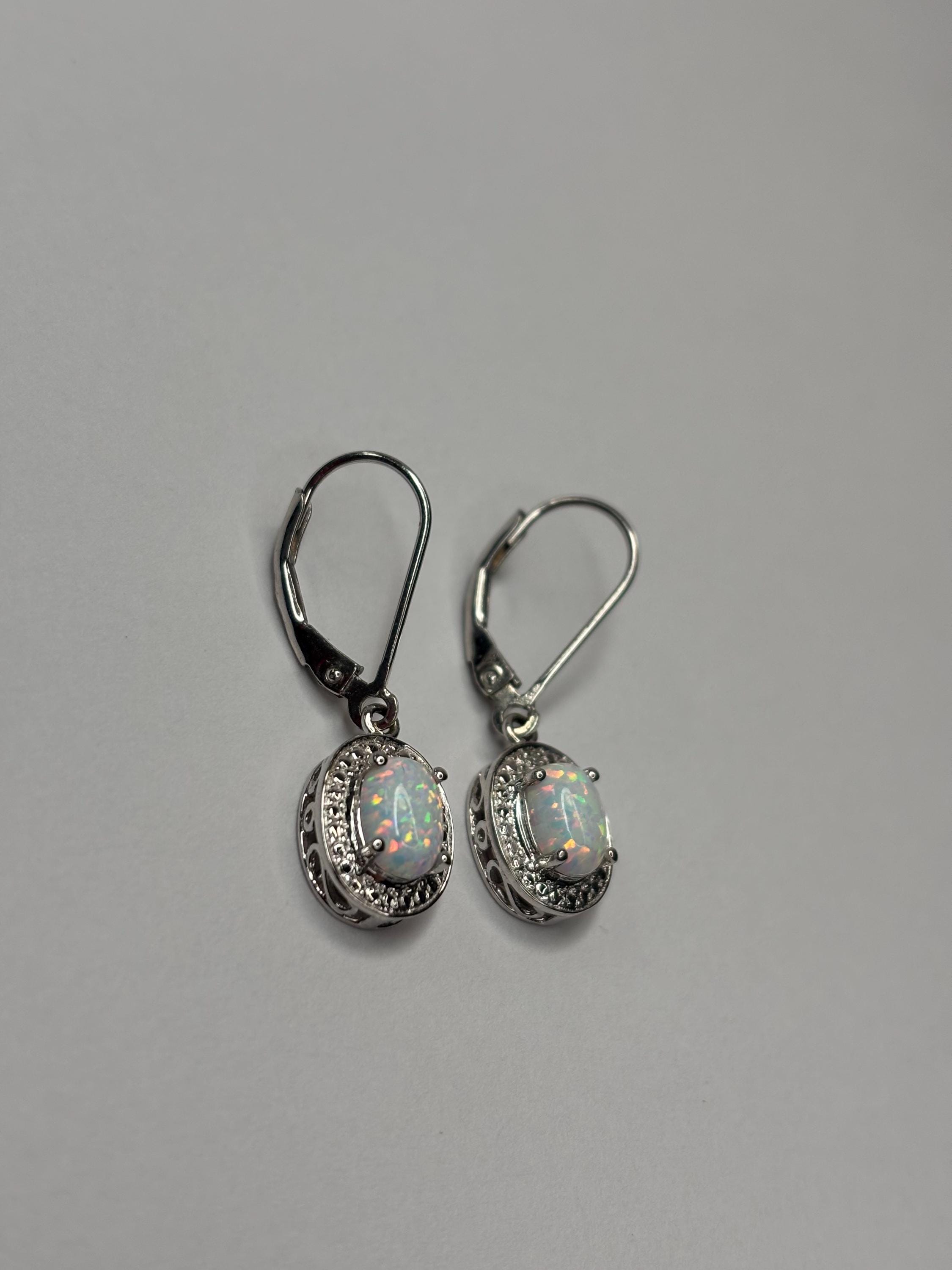Yazilind - Orecchini pendenti lunghi in argento Sterling 925 con opale