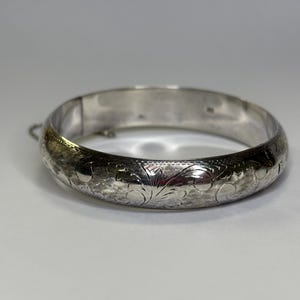 Vintage Sterling Silver Etched Floral Design Wide Bangle Bracelet