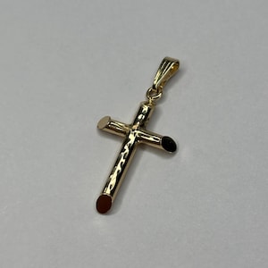 Vintage 14K Yellow Gold Small Diamond Cut Design Cross Pendant