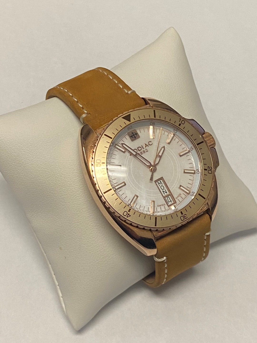Zodiac 1882 Speed Dragon ZO5524 Swiss Quartz Watch - Etsy