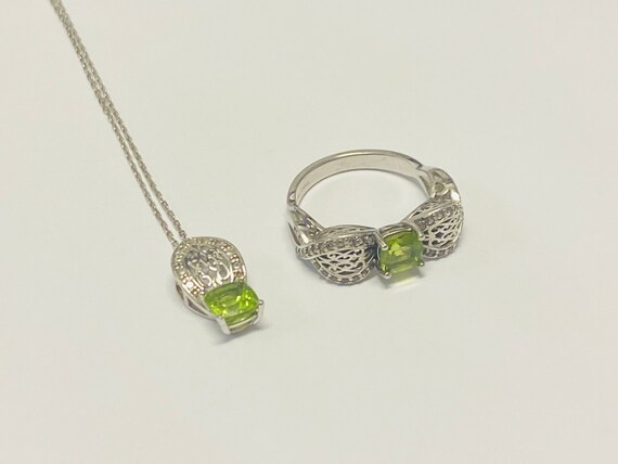 Sterling Silver Princess Cut Peridot and Cubic Zi… - image 1