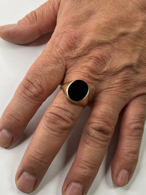 Vintage 14K Yellow Gold Oval Onyx Signet Ring - image 7