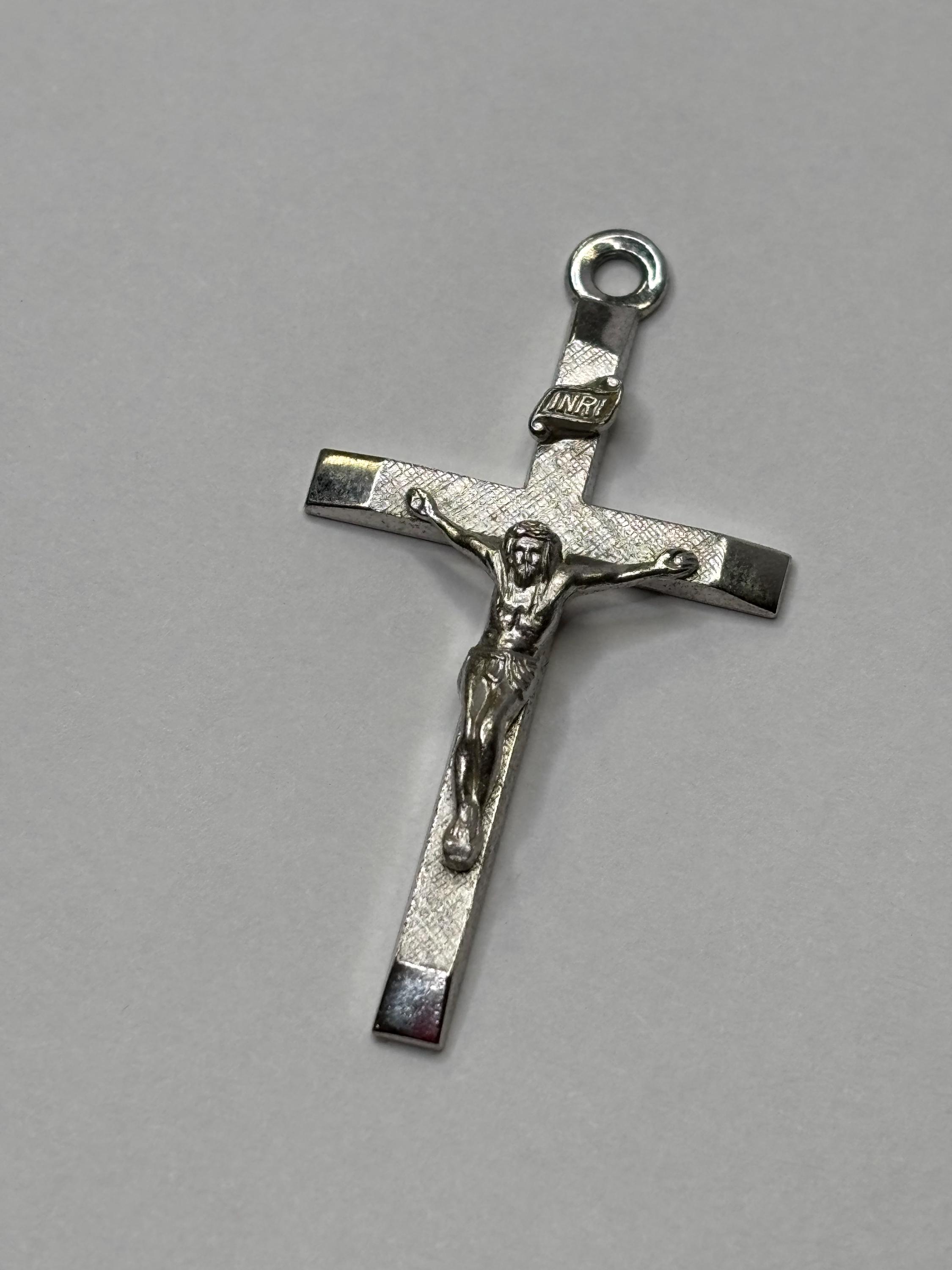 Vintage Avanti Sterling Silver Textured Crucifix Cross Pendant