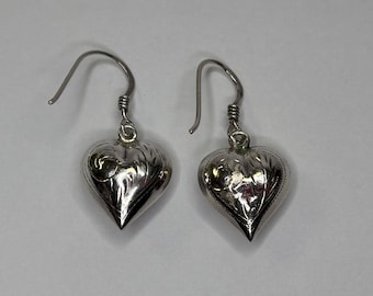 Vintage Sterling Silver Etched Puffy Heart Dangle Earrings