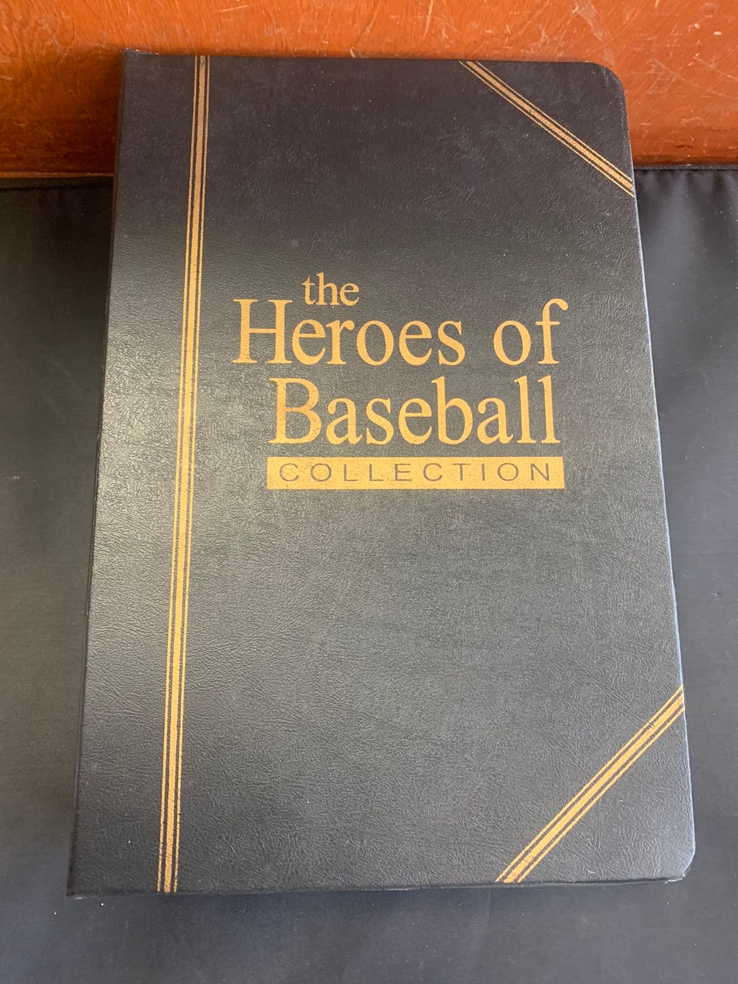 The Heroes of Baseball 22kt Gold Card Collection 13 Different