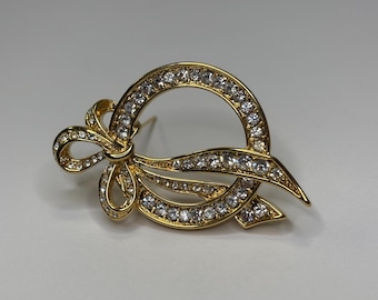 Vintage The Nolan Miller Glamour Collection Rhinestone Heirloom Brooch Pin