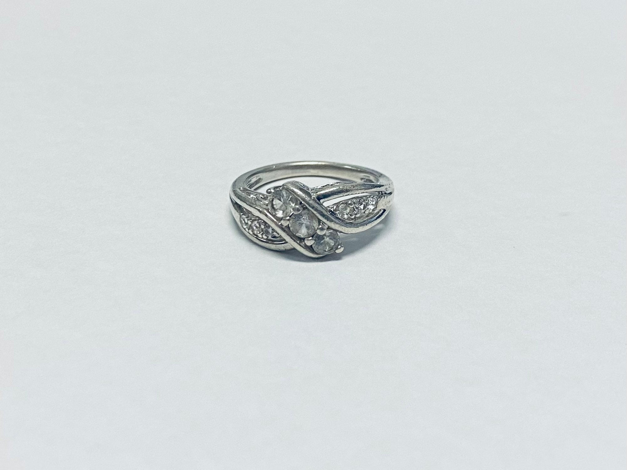 Vintage Sterling Silver Cubic Zirconia Ring Hallmarked SUN - Etsy Vintage Sterling Silver Cubic Zirconia Ring Hallmarked SUN - Etsy