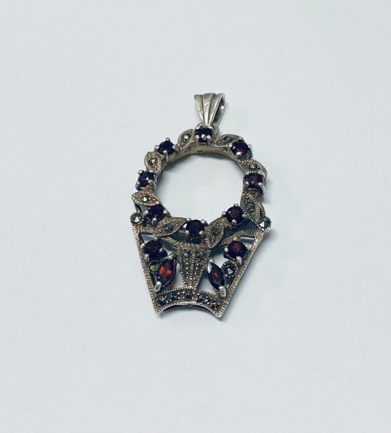 Vintage Unique Sterling Silver Garnet Marcasite Watch  display picture 3