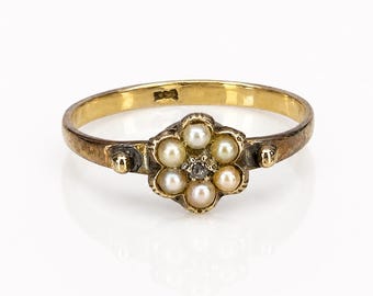 Anillo antiguo de oro amarillo de 9 quilates con perlas de semillas y diamantes de talla antigua, corona floral con parte posterior cerrada, estilo victoriano-georgiano.