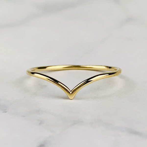 14K Solid Gold Wishbone / Chevron / V Stackable Ring - Size 6-7 US