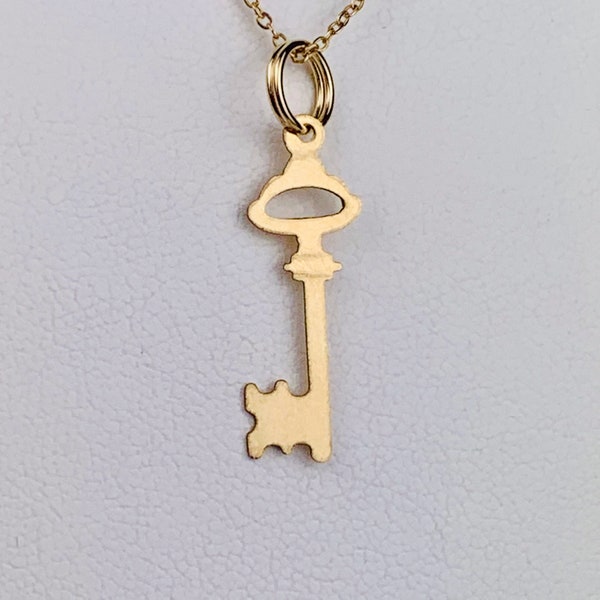 14K Gold 22mm Classic Key Charm / Pendant optional 14K Gold Cable Link Chain