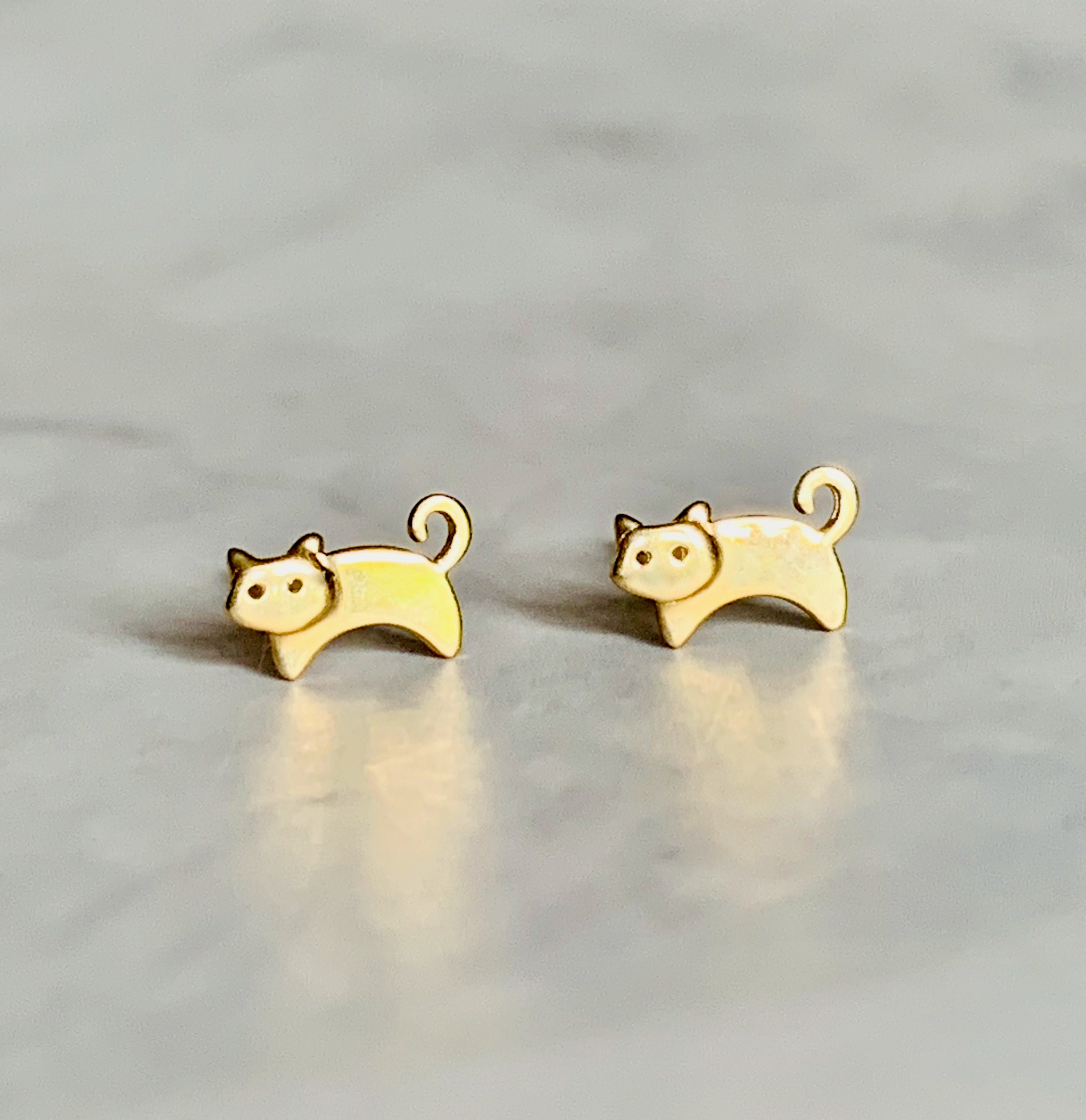 14K Yellow Gold Tiny Cat Earrings