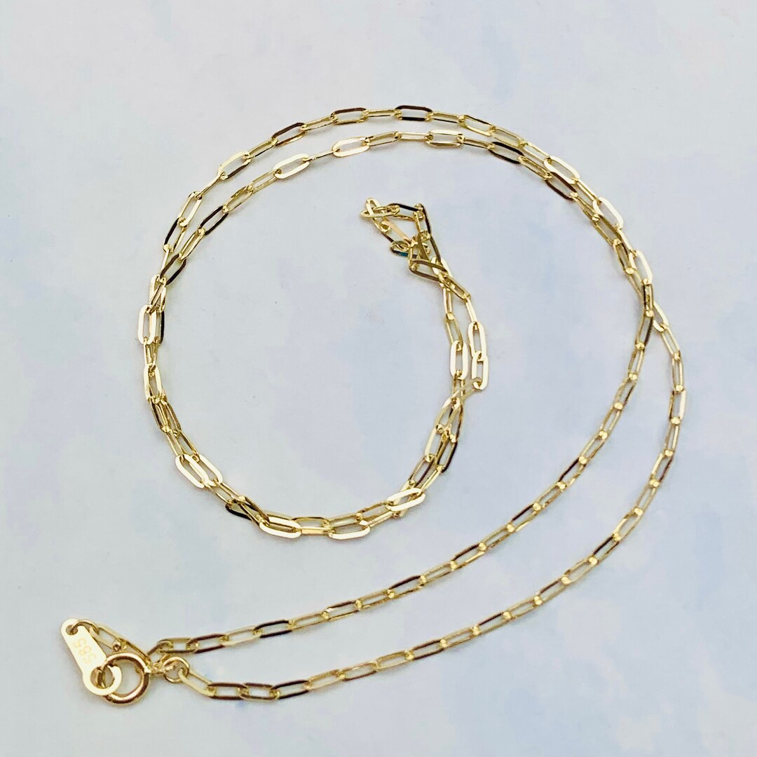 14K Solid Yellow Gold Paperclip Chain Necklace – 18 Inch, 2.4mm, Spring Ring Closure (Made In USA)