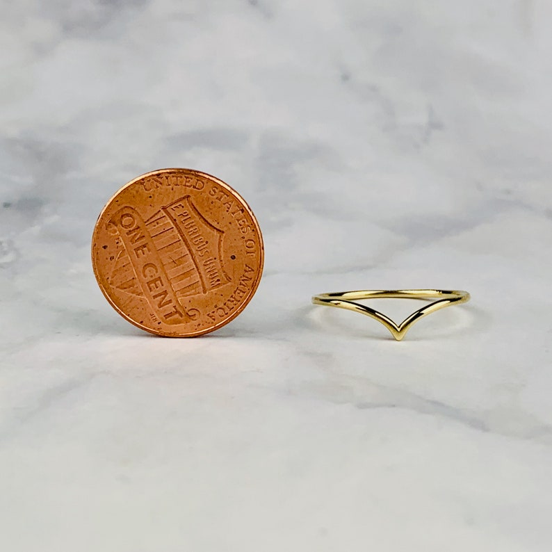 14K Solid Gold Wishbone Chevron V Stackable Ring Size 6 US