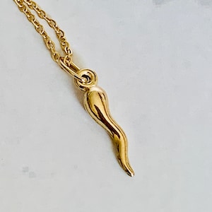 14K Yellow Gold 15mm Italian Horn Charm / Pendant - Corno 3D Cornicello Good Luck Devils Horn optional 14K Gold Cable Link Chain
