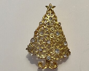 Vintage Flower Christmas Tree Brooch / pin / goldtone with crystal clear rhinestones / holiday jewelry / estate jewelry / costume jewelry