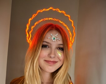 Light UP Glowing Halo Crown - Multiple Colors - Goddess Halo Crown - Blue Crown  - Burning Man Accessory- Blinking Light   Purple Glow Crown
