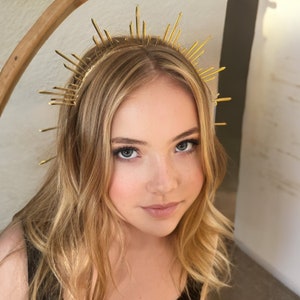 Light-Up Sunburst Goddess Crown Festival Head Piece Burning Man Accessory Festival Crown Sun Crown Halo Headband headpiece image 4