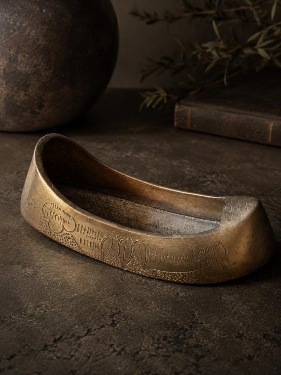 Vintage Brass Shoe Trinket Dish | Etched Brass Catchall | Boho Vanity Tray  Antique Style Ring Dish | Mid Century Brass Decor Jewelry Holder