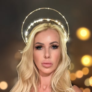 Glowing Halo Crown: Light-Up Angel Headpiece for Cosplay & Festivals