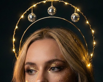 Disco Halo Light-Up Crown – Festival Headpiece with Hanging Mirror Balls and  Lights - Space Disco - Rave Headband - LED HALO Goddess Crown