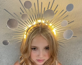 Space Disco Light-Up Crown - Silver Sunburst Goddess Crown for UFO theme party and beyond - Festival crowns / light accessories concerts