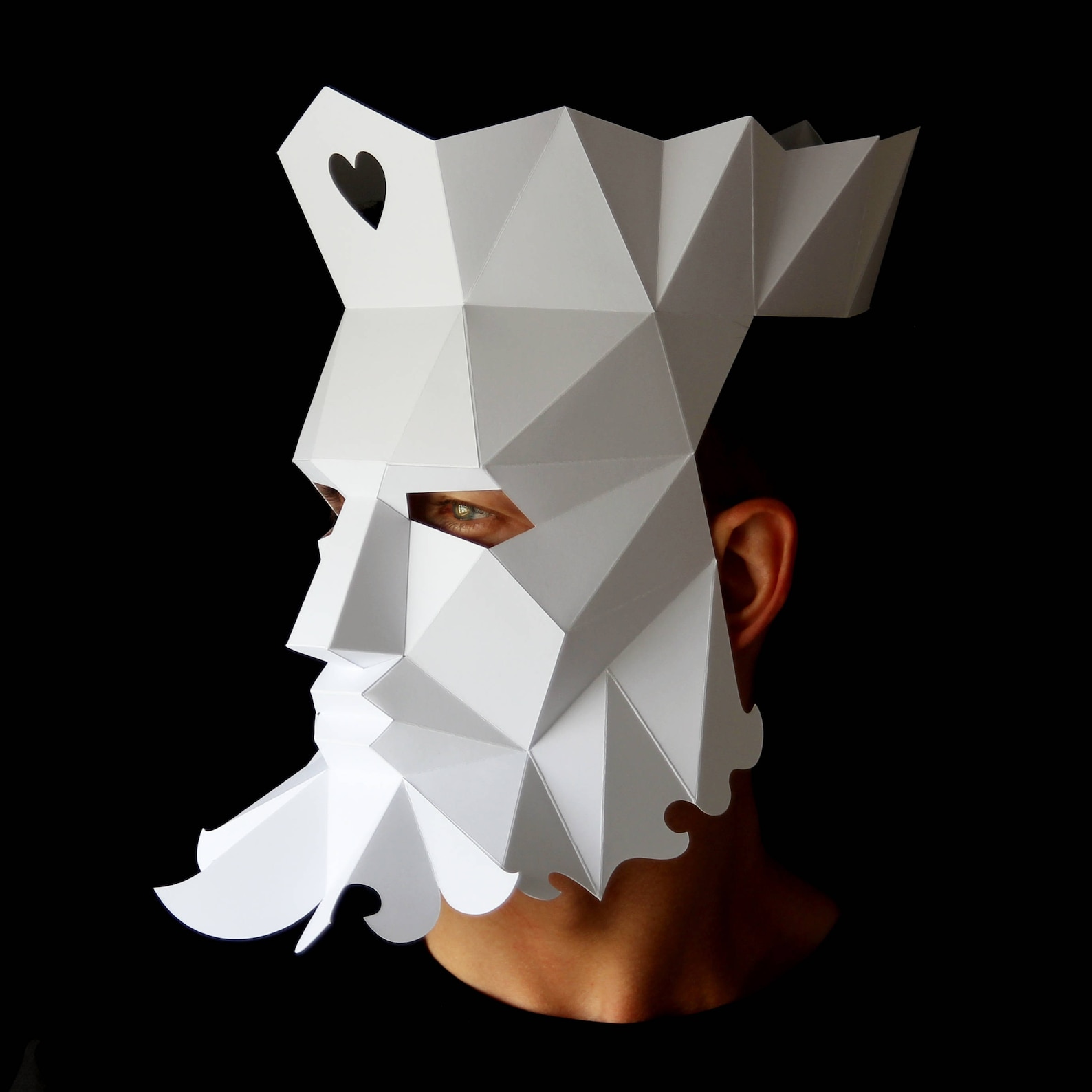 3д маска из бумаги. Объемная маска. Бумажные маски объемные. Объемная маска из бумаги. Низкополигональные маски.