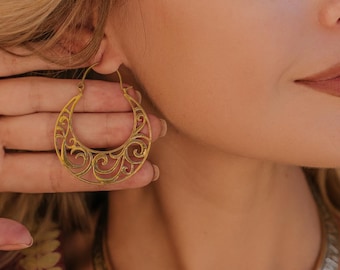 Arabesque Hoop Earrings || Ethnic Hoops Decorated With Swirls || Bohemian Brass Earrings