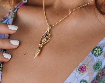 Mother Goddess Pagan Talisman || Fertility Goddess Pendant Adorned With Stone || Moon Goddess Amulet || Feminine Sacred Energy Mystic Jewel