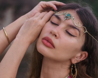 Goddess Gemstone Swirls Brass Tiara || Medieval Fantaisy Headband Adorned With Semi Preciouse Stone Cabochon || Elven Forehead Jewelry