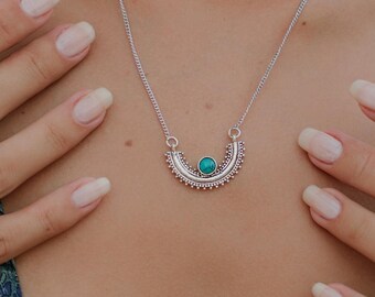 Ethnic Half Moon Pendant Necklace With Round Stone || Boho Crescent Pendant Necklace