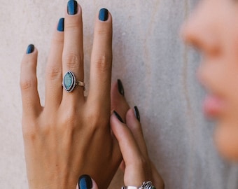 Adjustable Ethnic Ring With Semi Precious Stone || Bohemian Chic Adjustable Brass Ring With Fine Stone || Medieval Ring With Stone