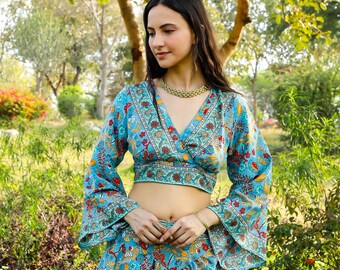 Blue Boho Crop Top To Tie In The Back || Crop Top With Flared Sleeves And Open Back || Women's Summer  Floral Print Top