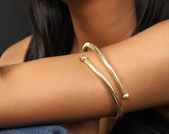 Modern Tribal Golden Tone Upper Arm Cuff | Brass Armlet Bracelet | Boho Sculptural Bicep Cuff | Adjustable Arm Jewelry