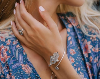 Hamsa Design Bracelet with Semi Precious Stone || Fatima Hand Protection Bracelet || Spiritual Symbole Bohemian Adjustable  Bangle