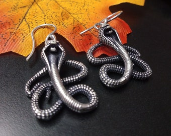 Dangling Gothic Snake Earrings || Ethnic Cobra Earrings || Hindu Mythology Tribal Earrings