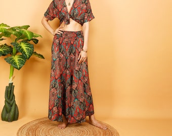 Long Bohemian Black Skirt || Paisley Print Flared Skirt || Fluid Summer Petticoat ||  Elasticated Belt Boho Skirt