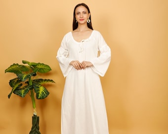 Long Off White Medieval Long Sleeves Shirt Dress  ||  Plain Cotton Medieval  Chemise With Ajustable Sleeves
