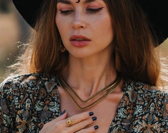 Ethnic Brass Choker Necklace || Hammered Torque Necklace || Pointed Rigid Collar