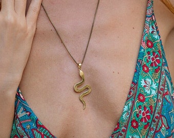 Snake Viking Pendant ||  Powerful Symbol Pendant || Nordic Mythology Pendant || Midgard Serpent Locket || Gothic Brass Pendant