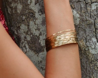 Ethnic Minimalist Beveled Multi Rows Brass Bracelet || Bohemian Chic Cuff || Large Adjustable Bracelet Several Rows