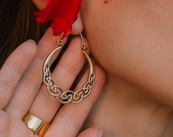 Openwork Brass Hoop Earrings With Celtic Knot || Viking Earrings Intertwined Patterns || Medieval-Inspired Festival Cosplay Brass Jewelry