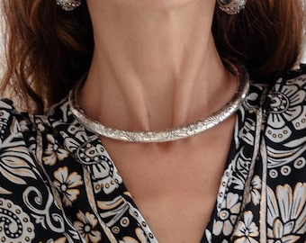 Silvered Brass Ethnic Chocker With Baroque Floral Print Inspired By Viking Torque || Hollow Tubular Rigid Tribal Necklace
