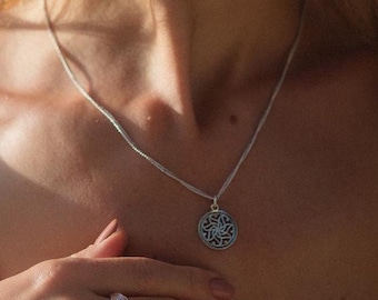 Ethnic Rosate Pendant Necklace || Boho Round Pendant Necklace