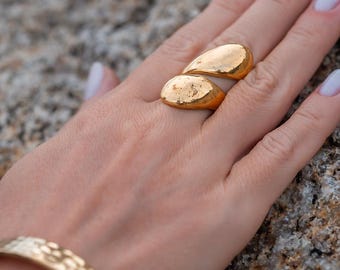 Sober Sleek Minimalist Wrap Ring || Adjustable Rounded Shape Ring || Timless Smooth Brass Ring